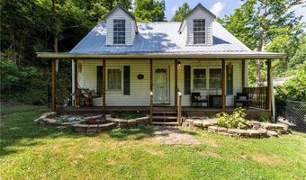 688 Saunders Hollow Rd, Barboursville, WV 25504