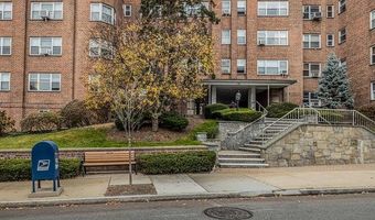235 Garth Rd Unit E5i, Scarsdale, NY 10583