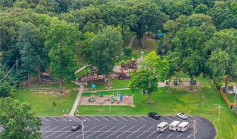 957 Cleveland Ave, Amherst, OH 44001