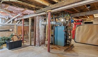 5 Harding St, Coventry, RI 02816
