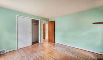 155 Mapleview Dr, Amherst, NY 14226