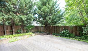 43782 BROOKLINE Ter, Ashburn, VA 20147