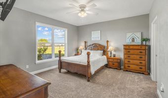 2120 15th Way, Bell, FL 32619