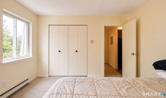 131 N Main St # 30 N Main St, Branford, CT 06405