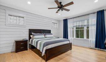 6 Pigeon Hill Rd, Brookline, NH 03033