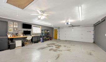 5538 Silverpoint Dr, Cincinnati, OH 45247