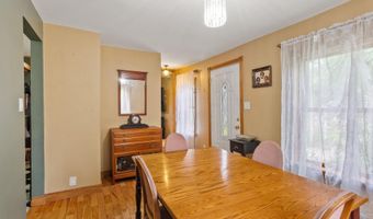 648 Raymond Rd, Chester, NH 03036