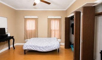 210 5th St, Abbeville, LA 70510