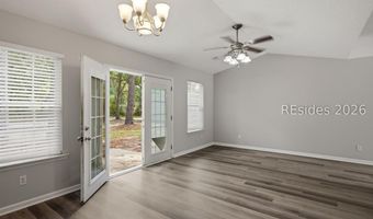 8 Star Magnolia Dr, Beaufort, SC 29907