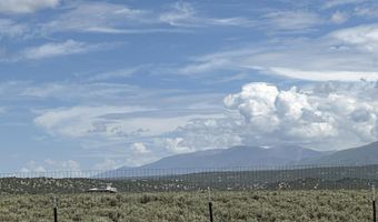 620 Tune Dr, Arroyo Hondo, NM 87513