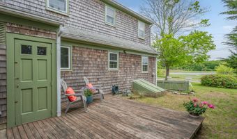 7 George St, Barnstable, MA 02630