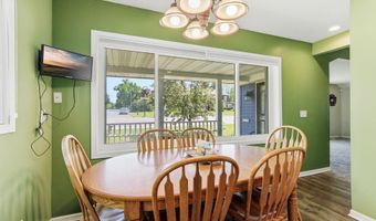 765 E Main St, Anoka, MN 55303