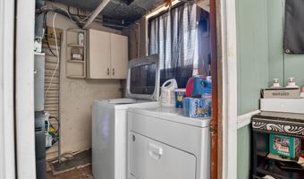 726 PLUMTREE Ln, Claymont, DE 19703