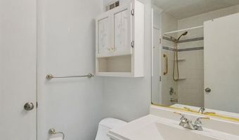 842 Wendevy Ct, Ballwin, MO 63011