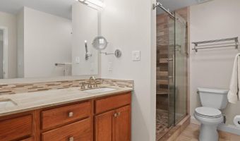 8304 BRIAR CREEK Dr, Annandale, VA 22003