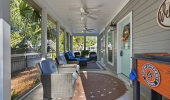 72 13th St, Apalachicola, FL 32320