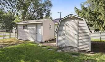 814 S High St, Aberdeen, SD 57401