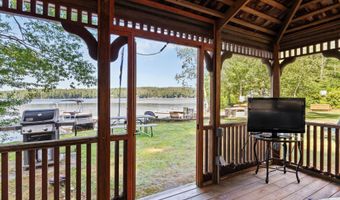 42 Brewster Rd, Barnstead, NH 03225