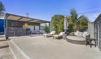 6784 Alamo Way, La Mesa, CA 91942