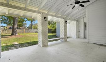 379 Wilton Dr, Baton Rouge, LA 70815