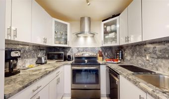 3625 N Country Club Dr 2606, Aventura, FL 33180