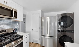10521 SAN JACINTO Ave NE, Albuquerque, NM 87112