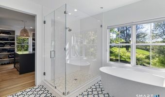 13 Sunswyck Rd, Darien, CT 06820
