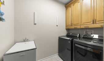 26 W172 Klein Creek Dr, Winfield, IL 60190