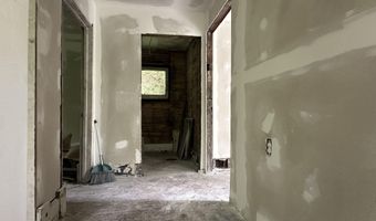 210 Callahan Ave, Appalachia, VA 24216