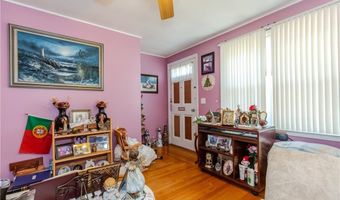 218 S Hull St, East Providence, RI 02914