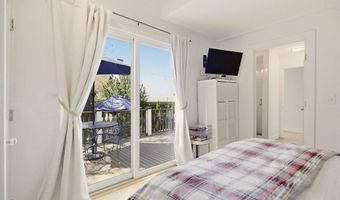 5 Division St, Newport, RI 02840