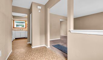 33 WINDWARD Dr, Barnegat, NJ 08005