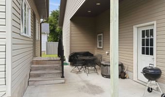 937 S 8th St, Albion, NE 68620
