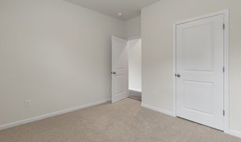 1085 Misty Creek Dr, Aberdeen, NC 28315