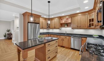 3 Caileigh Ct 3, Andover, MA 01810