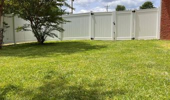 302 Brookside Dr, Algood, TN 38506