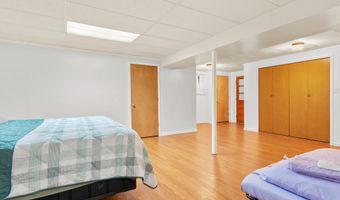 8 BRIGHTWOOD Dr, Hagerstown, MD 21740