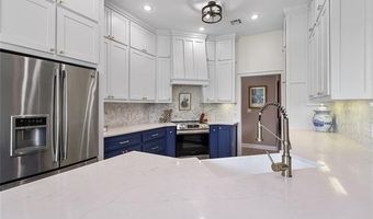 828 Sunset Ct, Ardmore, OK 73401