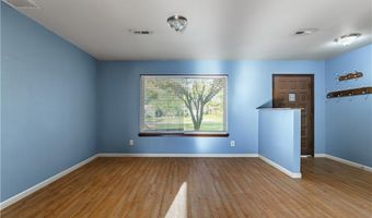 202 Big Tree Dr, Bentonville, AR 72712