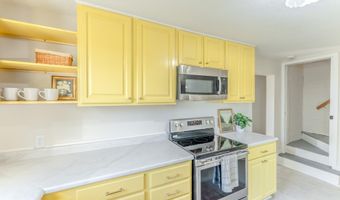 927 75th St, Amery, WI 54001