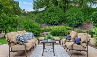 608 Inverlochy Dr, Fallbrook, CA 92028