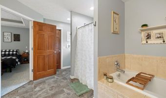 105 Sierra Ln, Arcanum, OH 45304
