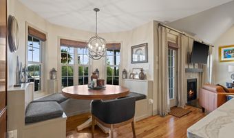 330 War Emblem Dr, Boiling Springs, SC 29316
