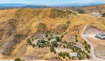 13602 Sego Rd, Agua Dulce, CA 91390