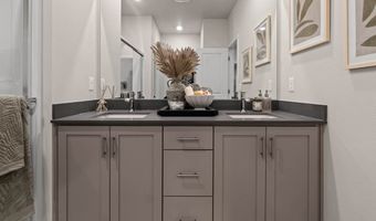 21640 SE FUJI Dr, Bend, OR 97702