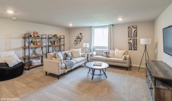 4221 NE 12TH St, Ankeny, IA 50021
