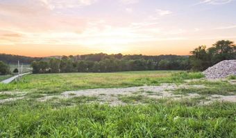 Arden Ridge Phase 1 lot 18, Ava, MO 65608