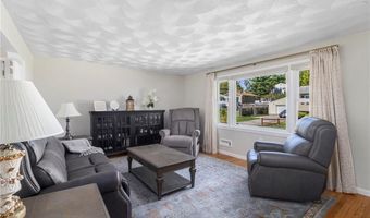 59 Alexander St, North Providence, RI 02904