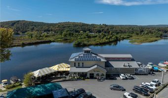 28 Spring Tree Rd, Brattleboro, VT 05301