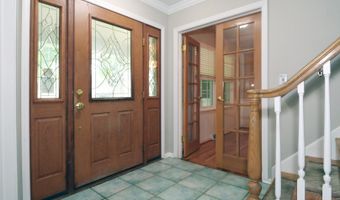 604 S Reuter Dr, Arlington Heights, IL 60005